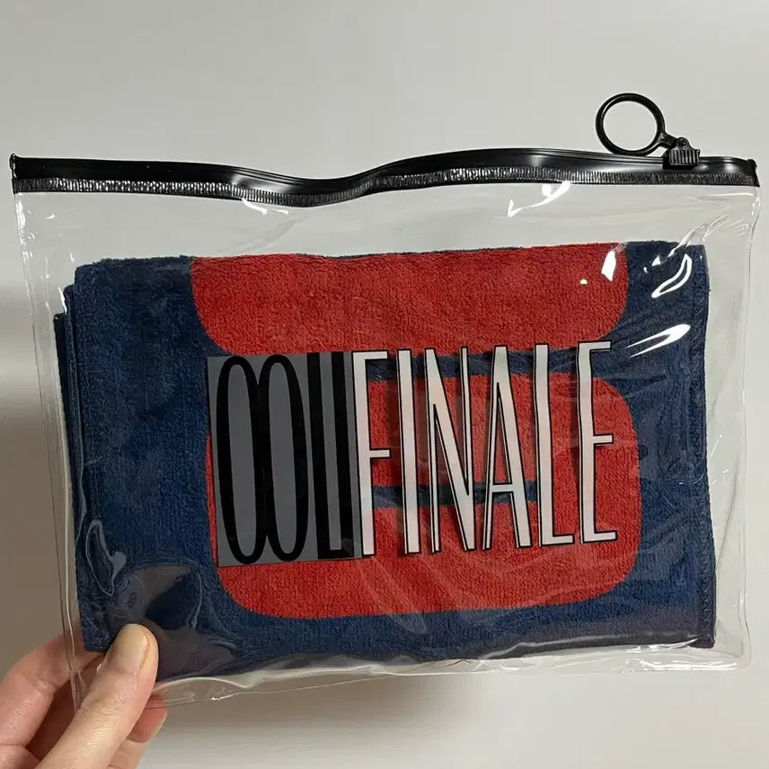 [BUNJANG] WOODZ Cho Seungyoun OO-LI FINALE Towel Slogan (Navy) / woodz 우즈 조승연 우리 피날레 타올 슬로건 (네이비)