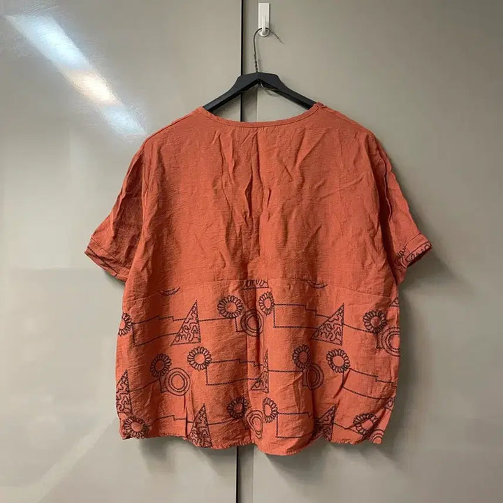 [BUNJANG] Orange Patterned Rayon Blouse / 인견 블라우스 free
