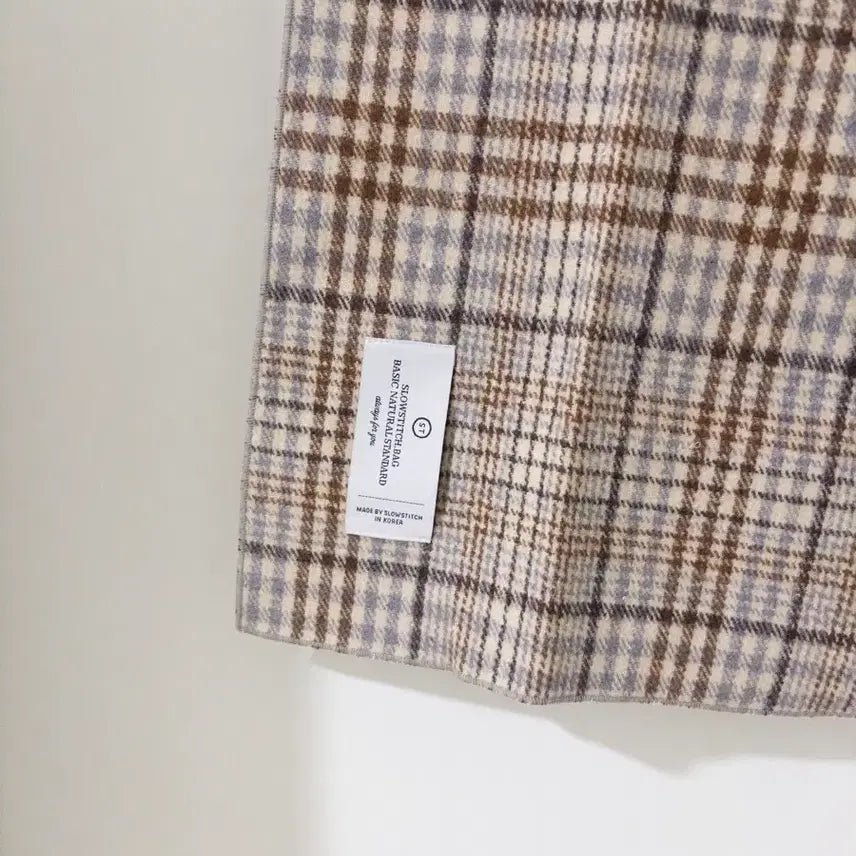 [BUNJANG] Slow Stitch Muffler Scarf - Blue Brown / 슬로우스티치 머플러 목도리 / 블루브라운