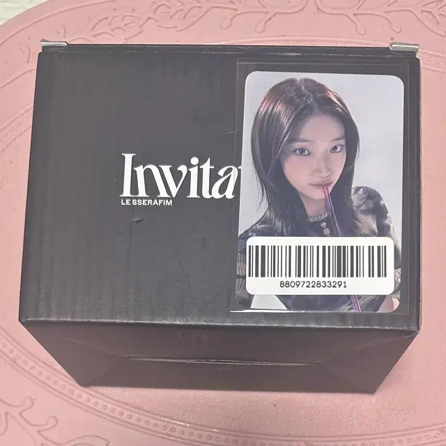 [SOLD OUT] [BUNJANG] LE SSERAFIM VR Concert Viewfinder + Kazuha Photocard / 르세라핌 VR Concert 뷰파인더+카즈하