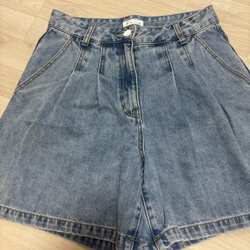 [BUNJANG] It Michaa Shorts / 잇미샤 반바지