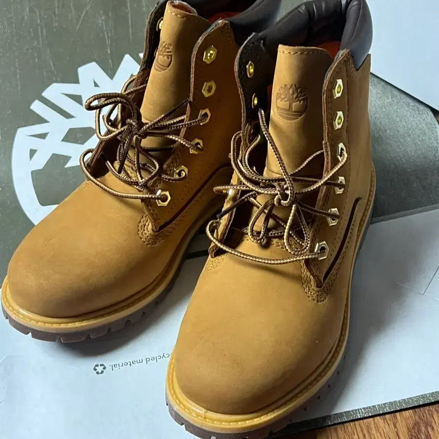 [BUNJANG] Timberland 6-Inch Waterproof Walker Boots / [쇼핑백 포함,새상품]팀버랜드 6인치 워터빌 워터프루프 워커부츠 240