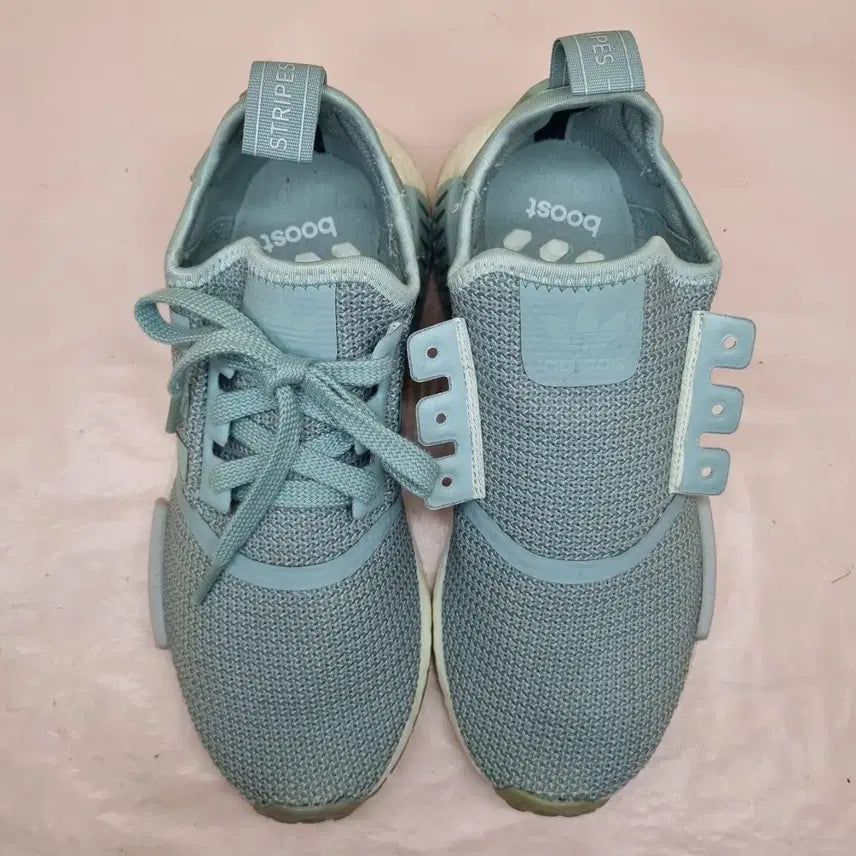 [BUNJANG] Adidas NMD R1 Sneakers / 아디다스 NMD R1 운동화 235