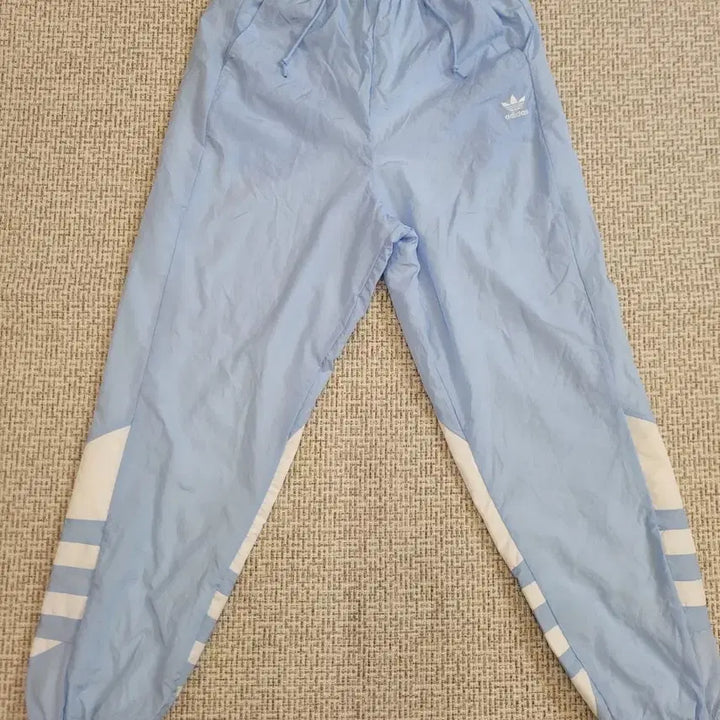 [BUNJANG] Adidas Light Blue Training Pants Size S / 아디다스 하늘색 트레이닝 팬츠 S