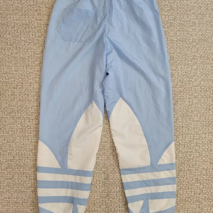 [BUNJANG] Adidas Light Blue Training Pants Size S / 아디다스 하늘색 트레이닝 팬츠 S