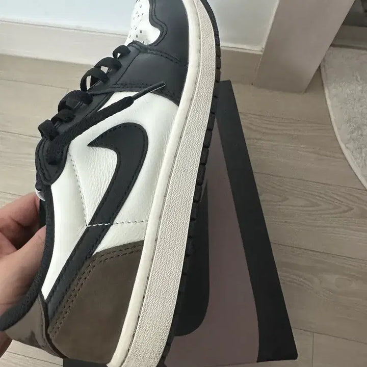 [BUNJANG] Nike Jordan Low Mocha US 7 / 나이키 조던 로우 모카 250사이즈 1번착용