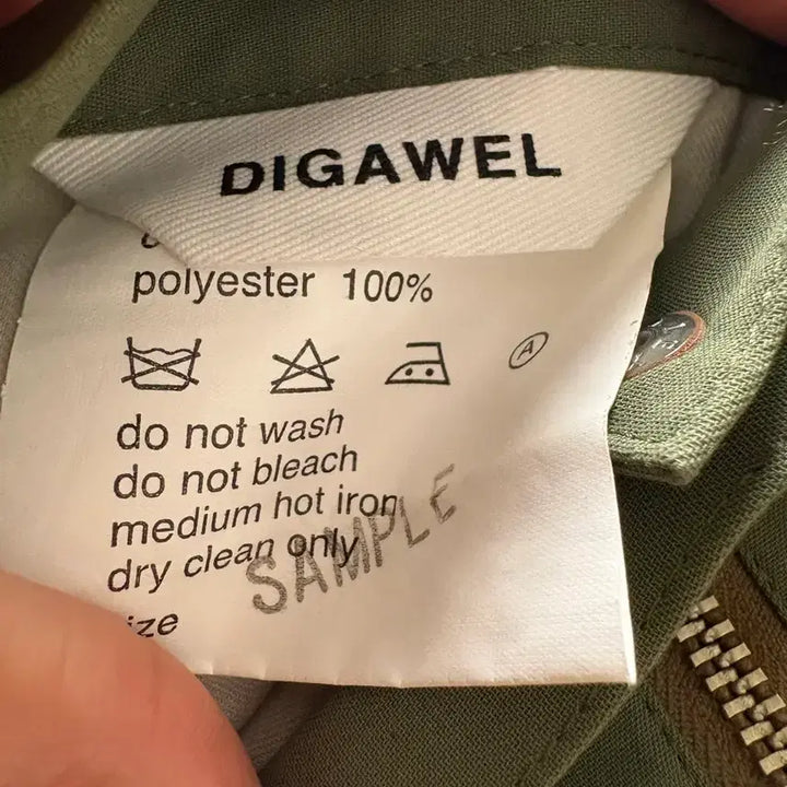 [BUNJANG] Digawel Side Zip Slacks / 디가웰 사이드 지퍼 슬랙스