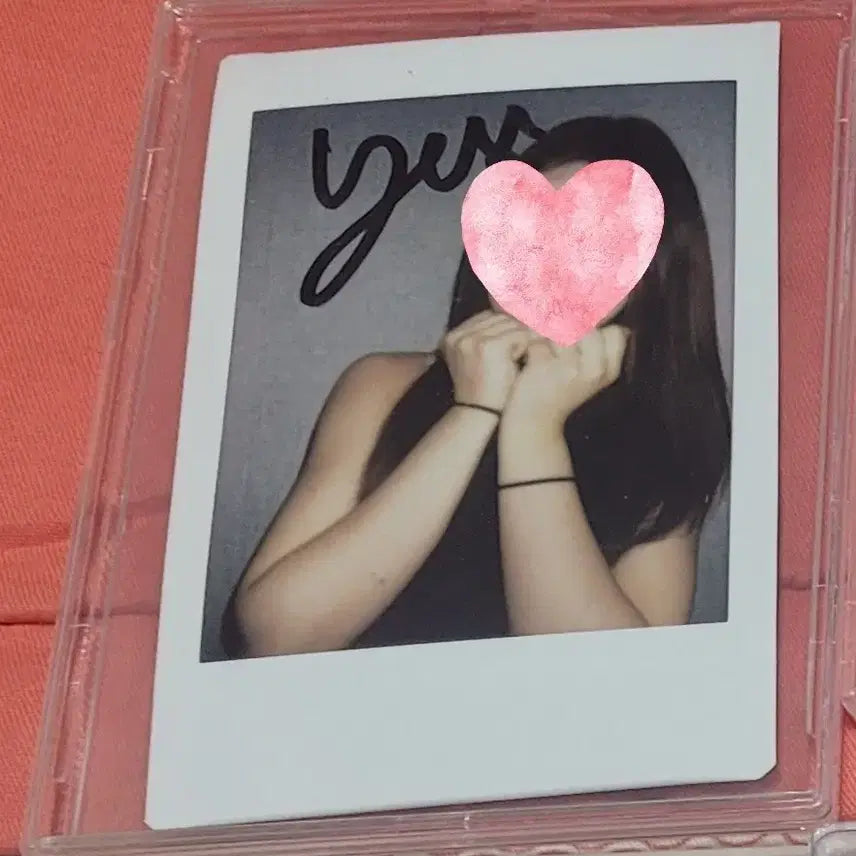 [BUNJANG] ODD EYE CIRCLE YeoJin Signed Polaroid / 오드유스 예음 싸인 폴라로이드 싸폴 폴싸