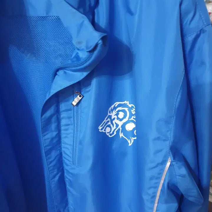 [BUNJANG] Blue Windbreaker Jacket - Size 100 / 블루 바람막이 100 새상품