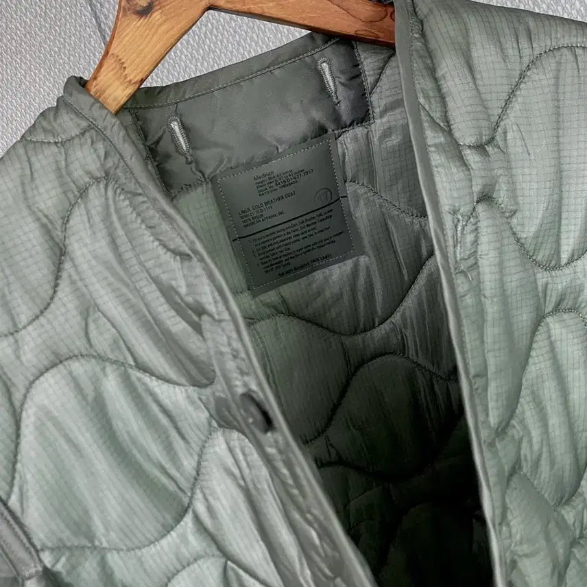 [SOLD OUT] [새상품] 미군 오리지널 M65 필드자켓 신형 내피