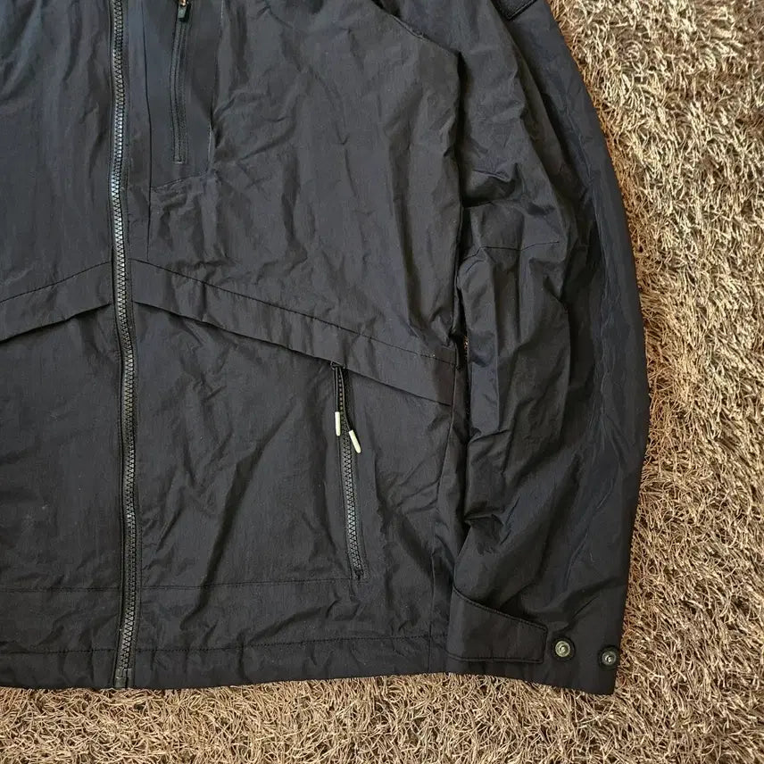 [BUNJANG] Descente Signature Logo Patch Windbreaker Jacket Size 105 / 데상트 시그니쳐 로고 패치 바람막이 105size