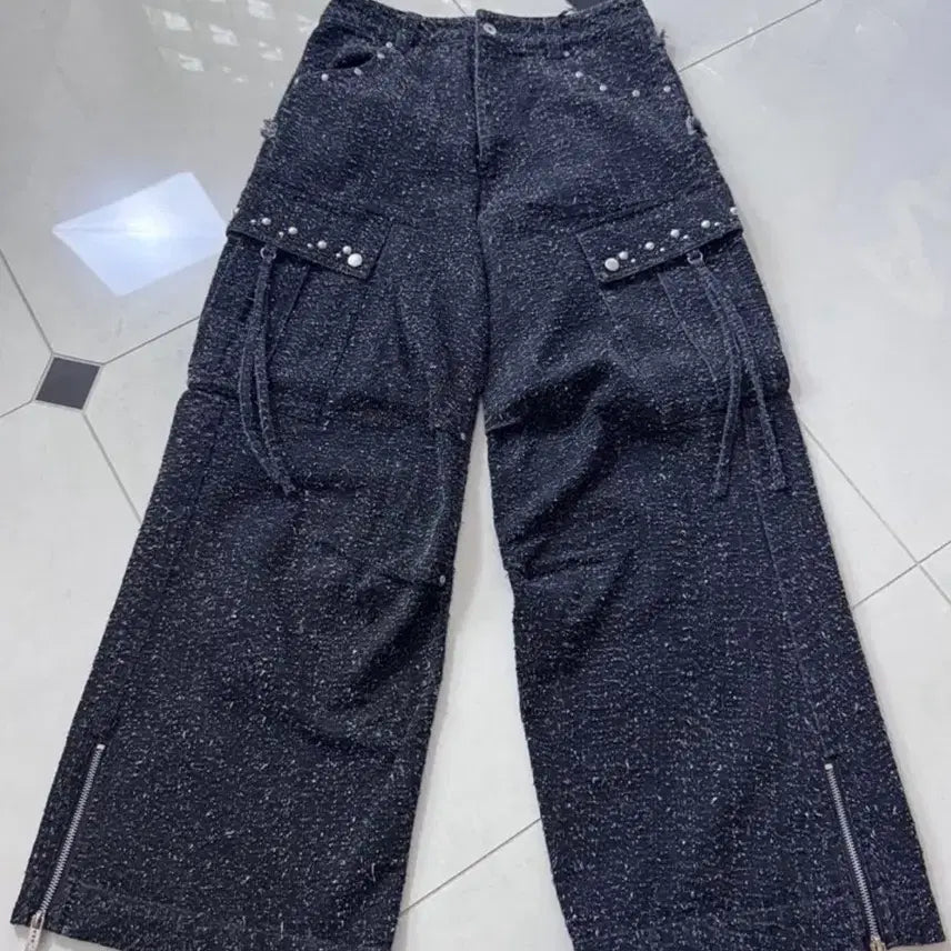[BUNJANG] BEEDIT Needle Stud Pants / 비에딧 니들 스터드 팬츠