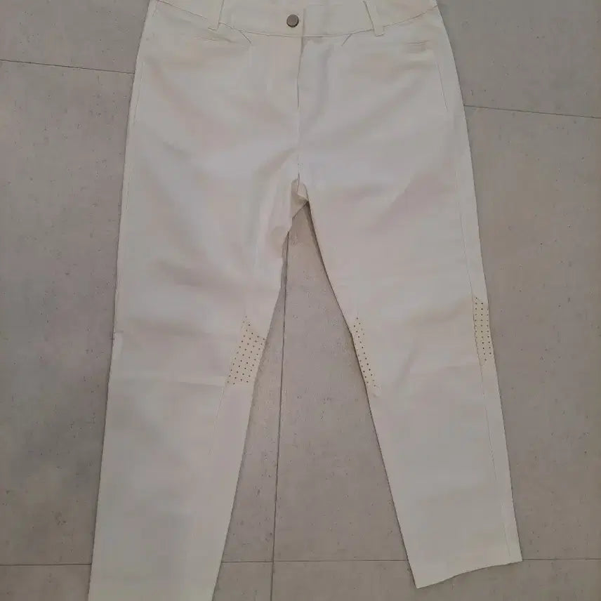 [BUNJANG] Descente Ivory 8-Part Pants / 데상트  아이보리 여성 8부 팬츠
