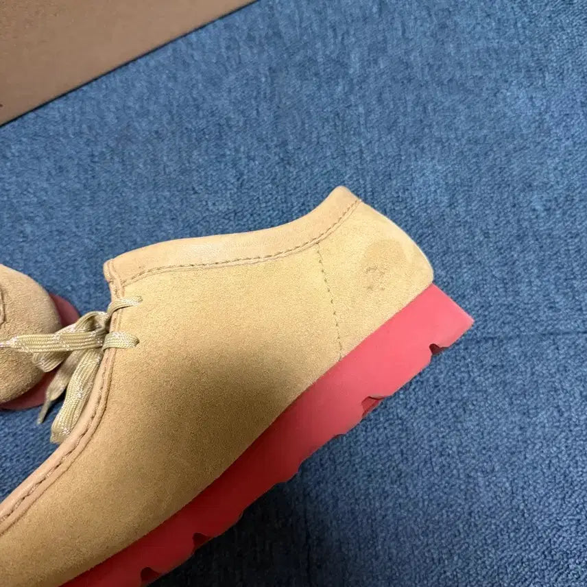 [BUNJANG] Clarks Wallabee GTX Boots / 클락스 왈라비 GTX 270