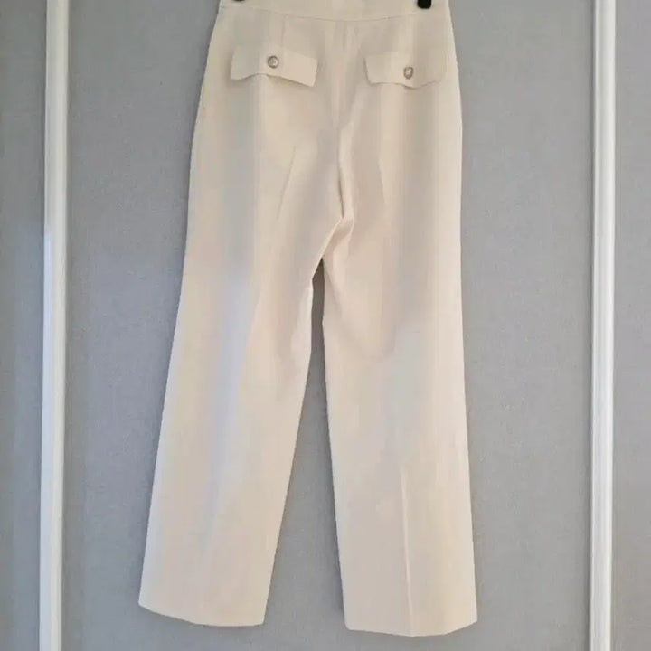 [BUNJANG] Mine Flap Wide Cream Pants (Size 55) / 마인  _ [size: 55]  플랩 와이드 크림 팬츠