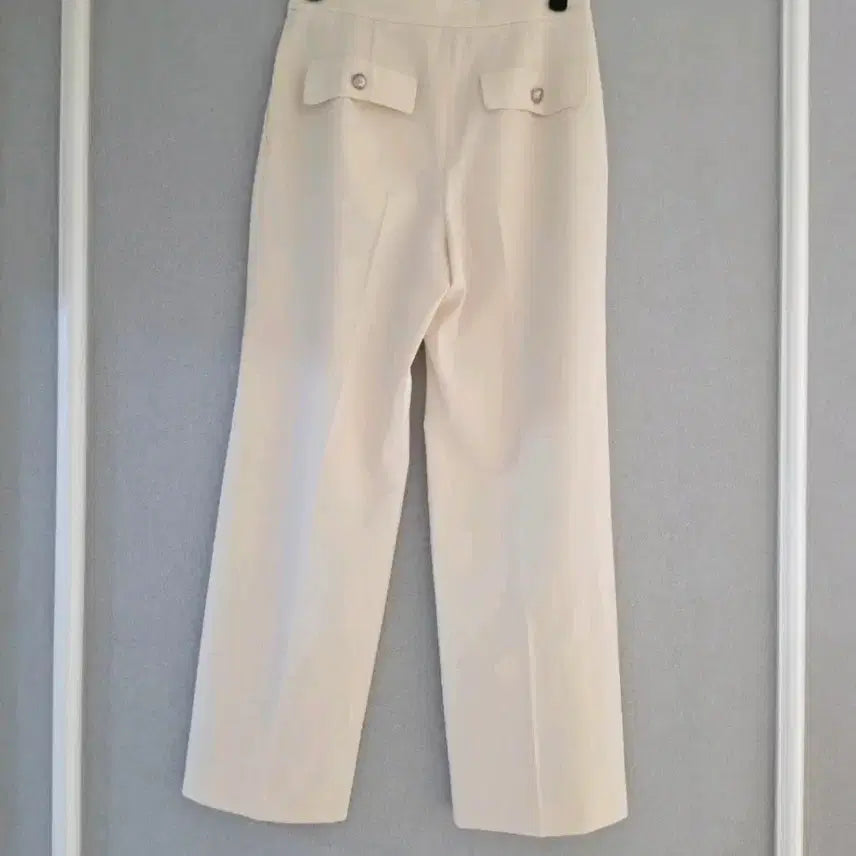 [BUNJANG] Mine Flap Wide Cream Pants (Size 55) / 마인  _ [size: 55]  플랩 와이드 크림 팬츠