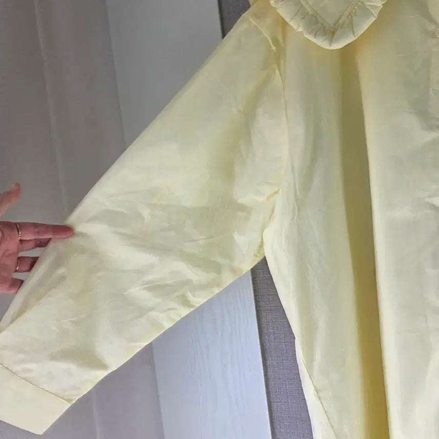 [BUNJANG] Yellow Oversized Big Collar Midi Dress / 노랑 빅카라 박시언발롱원피스
