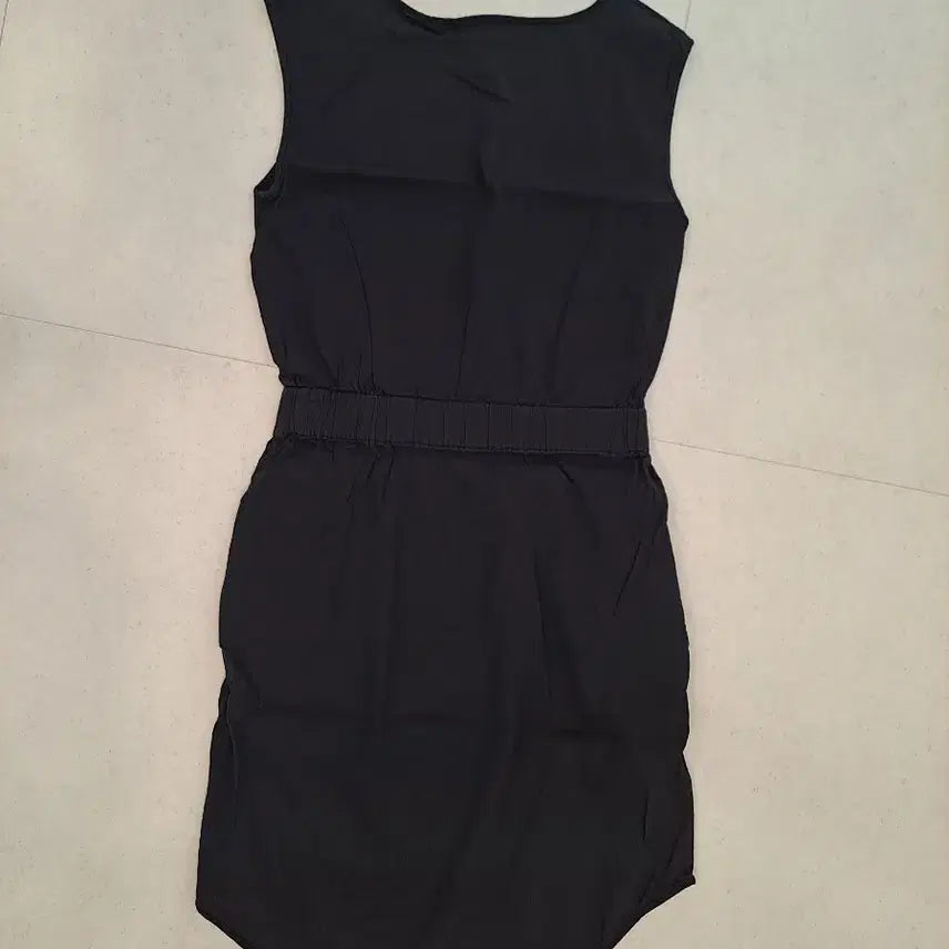 [BUNJANG] Theory Black Sleeveless Dress / theory 띠어리 블랙 민소매 원피스