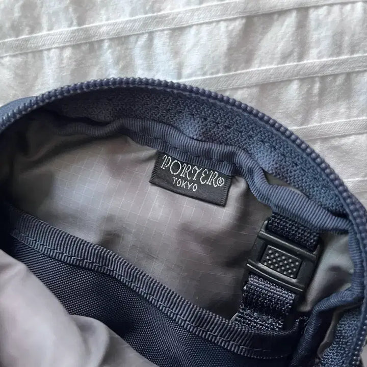 [BUNJANG] Yoshida Porter Flash Shoulder Bag 689-05950 / 요시다 포터 플래시 숄더백 689-05950