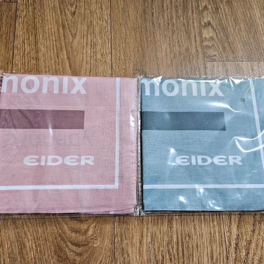 [BUNJANG] Eider Handkerchief Set (Pink/Gray) - Sealed New / 아이더 손수건 핑크/그레이 미개봉 새상품