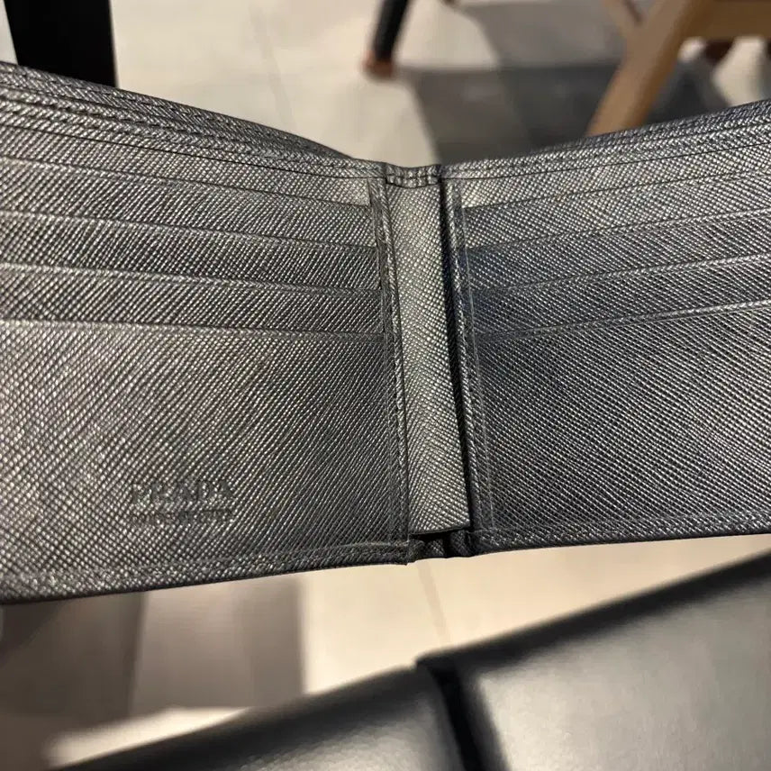 [BUNJANG] Prada Saffiano Black Bifold Wallet / 프라다 사피아노 블랙 반지갑