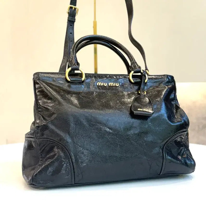 [BUNJANG] Miu Miu Vitello Shoulder Bag / 미우미우 비텔로 숄더백