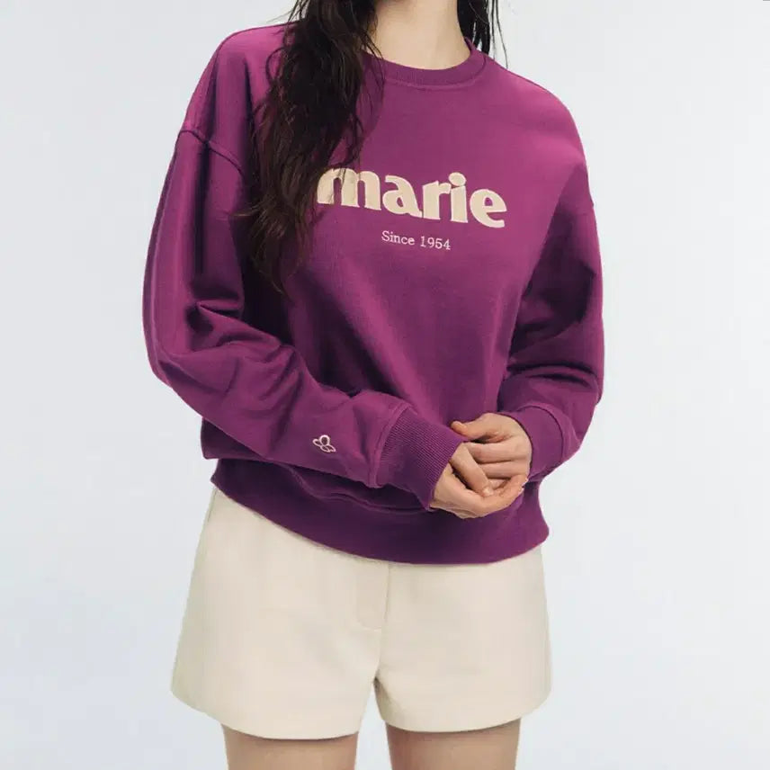 [BUNJANG] Marie Claire Patch Logo Sweatshirt Violet (Size 40) / 마리끌레르 25s 패치로고 스웻 셔츠 바이올렛 (40사이즈)