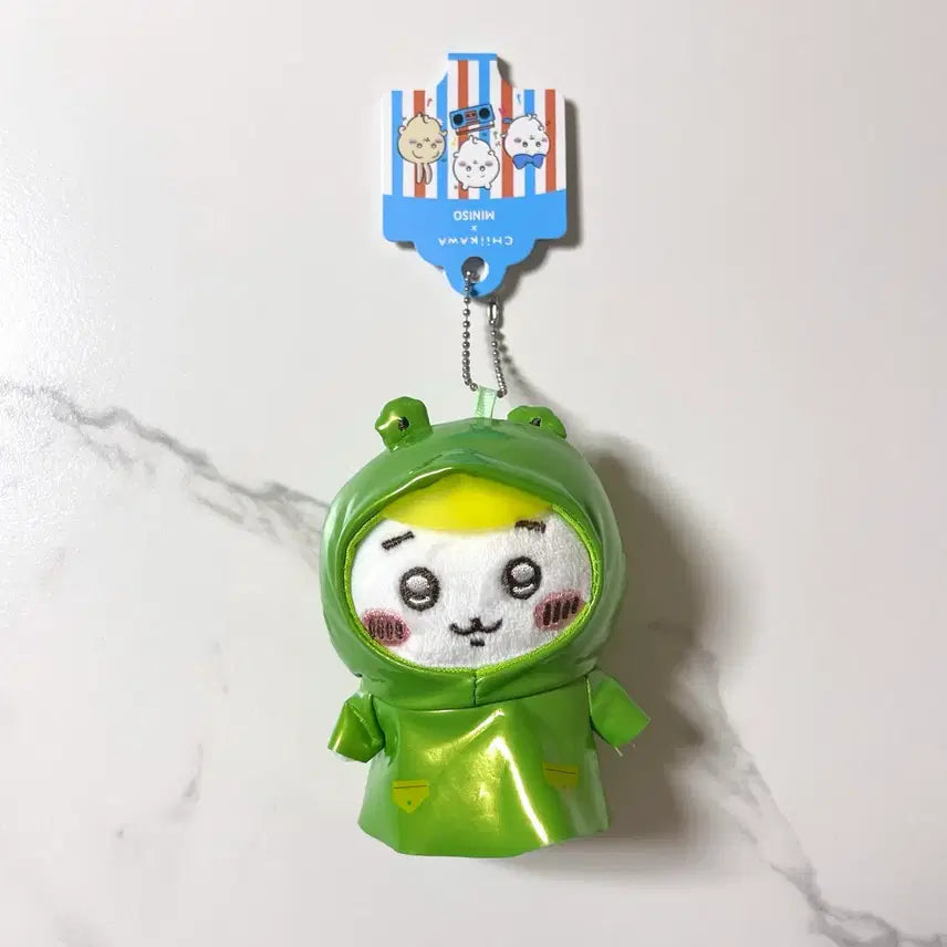 [BUNJANG] Chiikawa Frog Raincoat Umbrella Hat MiniSo Plush / 먼작귀 개구리 우비 입은 치이카와 우산 모자 미니소 일본