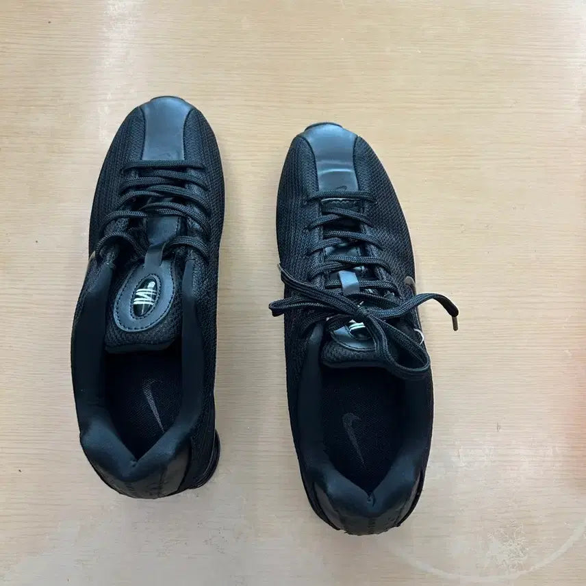 [BUNJANG] Nike Shox Z Black University Red Size 280 / (새상품) 280사이즈 나이키 샥스 Z 블랙 유니버시티 레드