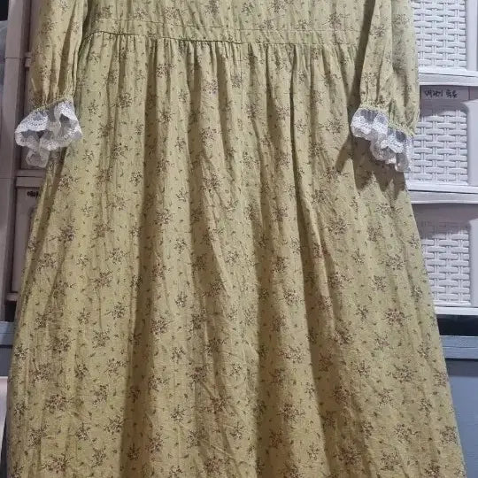 [BUNJANG] Embroidered Lace Cape Long Dress / 자수레이스케이프롱원피스