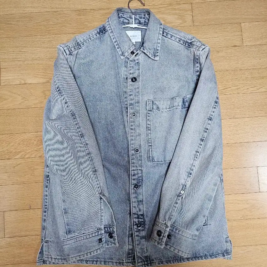[BUNJANG] Epigram Light Wash Shirt Jacket M / 에피그램 청남방 셔츠 셔킷 연청 자켓 m 팝니다