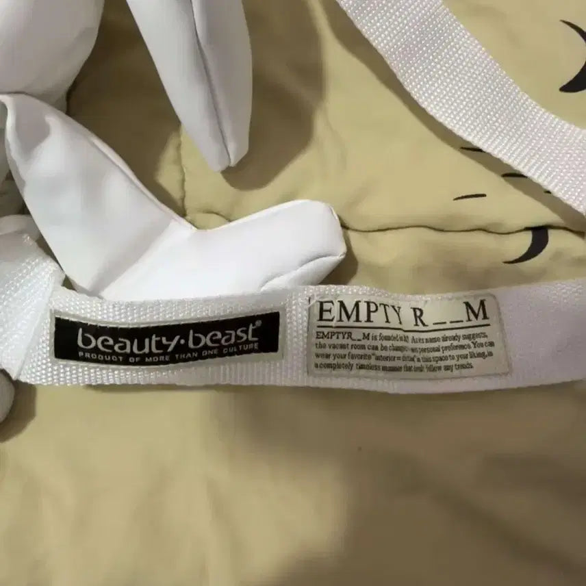 [BUNJANG] Beauty Beast x Empty Room Rabbit Backpack / Beauty Beast x Empty Room 토끼 백팩