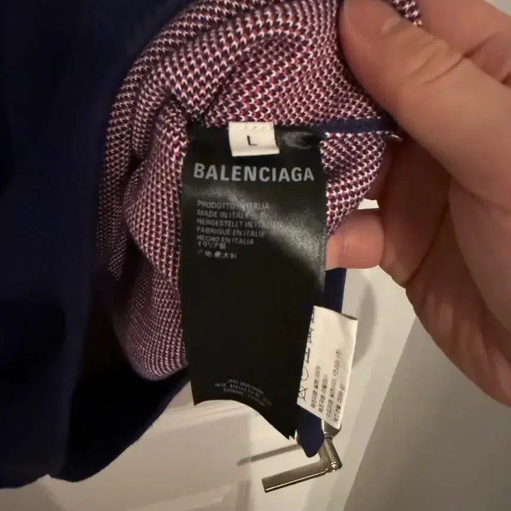 [BUNJANG] Balenciaga Navy Logo Knit / 발렌시아가 네이비 로고 니트
