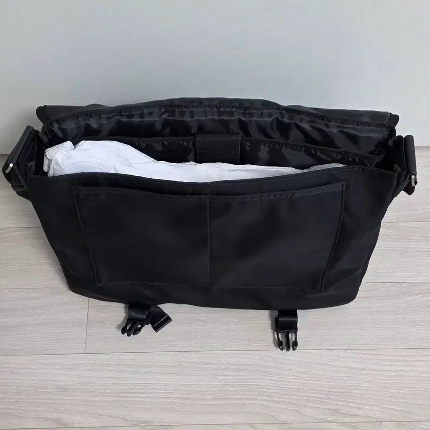 [BUNJANG] Starbucks Messenger Bag / 스타벅스 크로스백 노트북가방 메신저백 (새상품)
