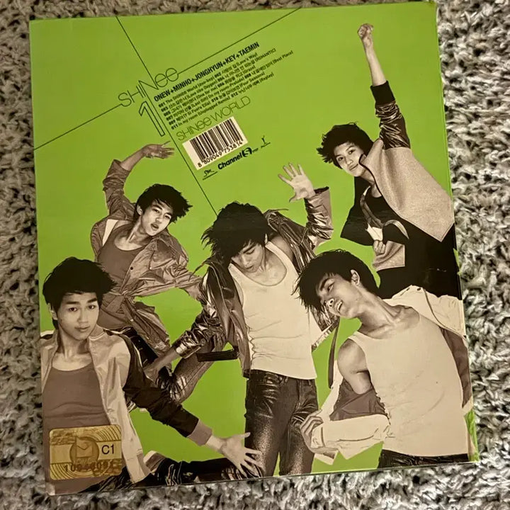 [SOLD OUT] 샤이니 SHINee World 산소같은너 네온버전 1집 앨범