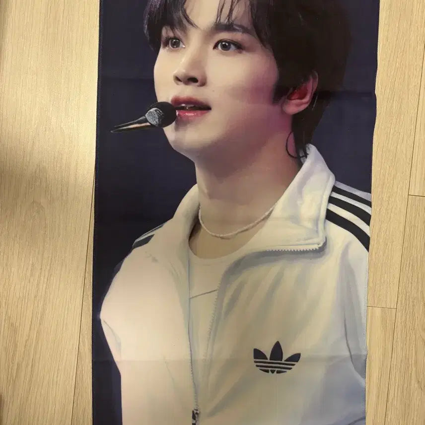 [BUNJANG] NCT Haechan Adidas Photocard Goods / 급처) 엔시티 해찬 슬로건 양도 포카 풀썸머 전시회 lp 인형 굿즈