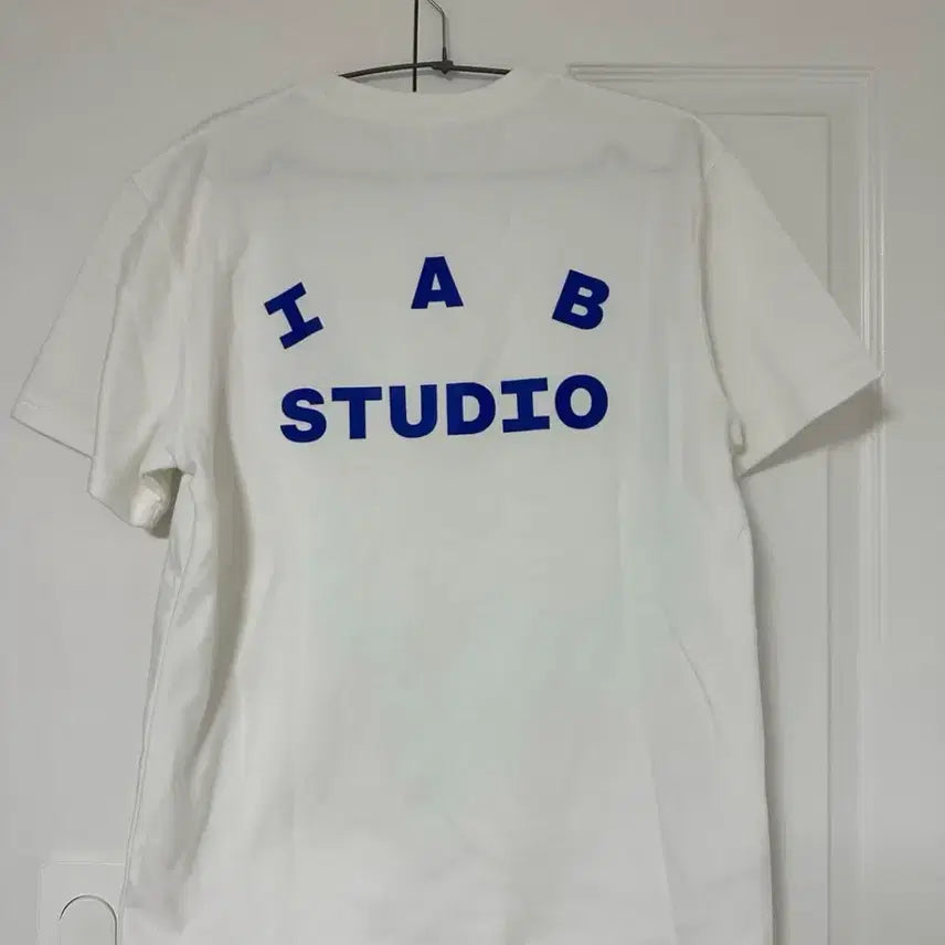 [BUNJANG] IAPP Studio 10th Anniversary T-Shirt Set (M) / 급처/아이앱스튜디오 10주년 반팔 M 2개입