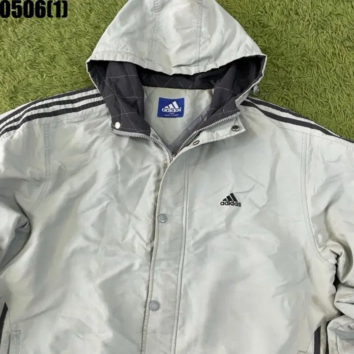 [BUNJANG] Adidas Windbreaker / 아디다스 바람막이