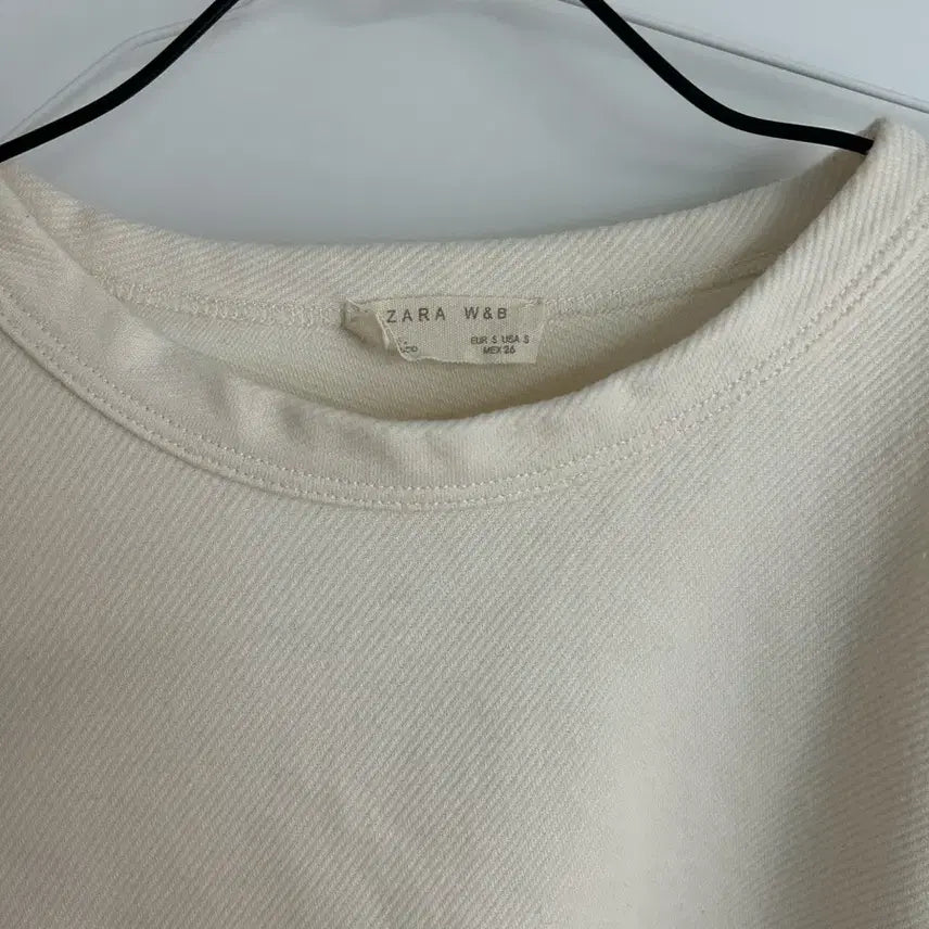 [BUNJANG] Zara W&amp;B Shirring Sweatshirt Ivory / ZARA W&amp;B 아이보리 셔링 맨투맨 S
