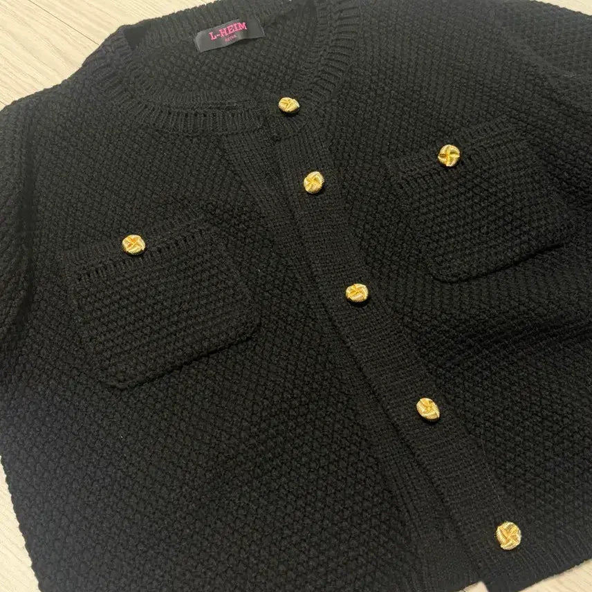 [BUNJANG] Black Cardigan / 검정색 가디건