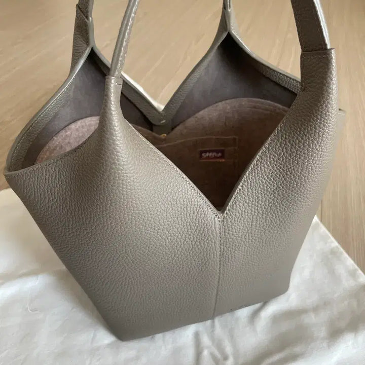 [BUNJANG] Time Eclipse Small Bag in Taupe Gray (Includes Inner Bag) / (이너백 포함) 타임 이클립스 스몰 / 토프그레이 색상