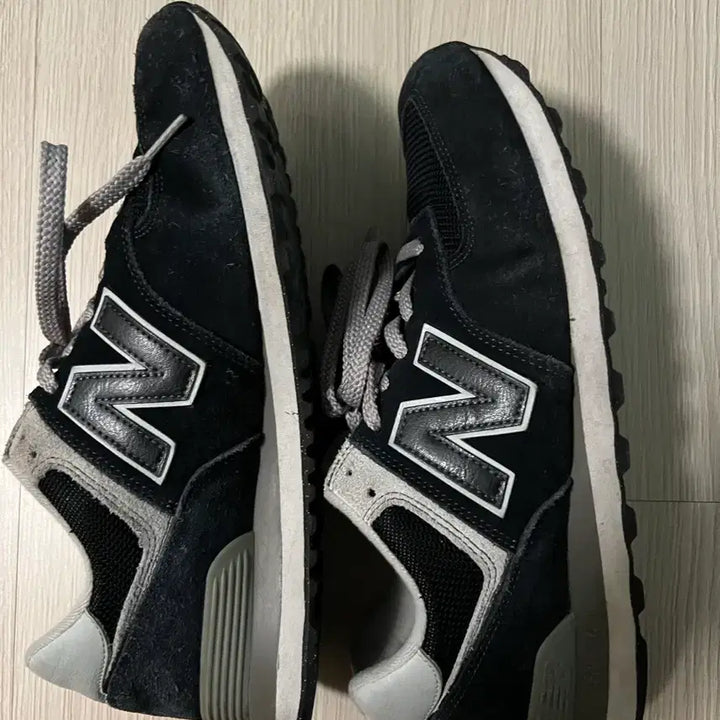 [BUNJANG] New Balance 574 Black 290 / 뉴발란스 574 블랙 290