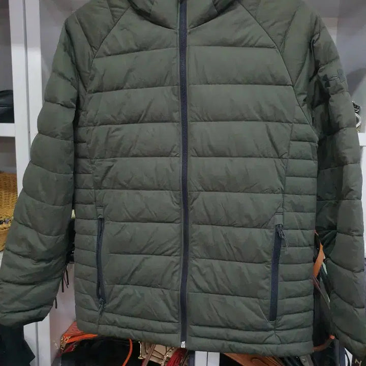 [BUNJANG] Under Armour Down Puffer Jacket M / 언더아머 오리털 패딩 M