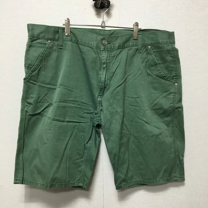 [SOLD OUT] 칼하트 남성 반바지 쇼츠