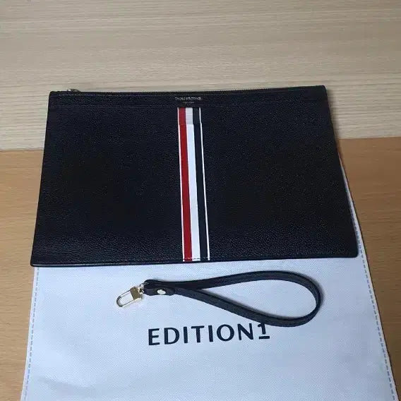 [BUNJANG] Thom Browne Small Clutch Bag Black / 톰브라운 클러치/클러치백 스몰 정품A급(감정O)