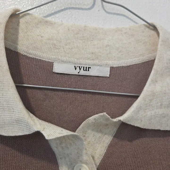 [BUNJANG] vyur Brown Short-Sleeve Collar Knit / vyur 브라운 반팔 카라 니트