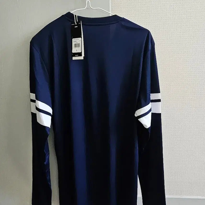 [BUNJANG] Adidas Navy Track Jacket with White Stripes (Medium) / 아디다스 저지 .상의 미듐