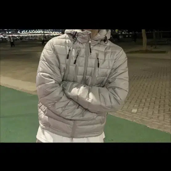 [BUNJANG] Tech Multi-Pocket Lightweight Hooded Padded Jacket (New) / 테크 멀티포켓 후드 경량 패딩 (새상품)