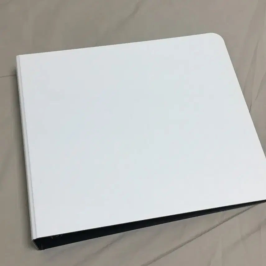 [BUNJANG] 6-Pocket Binder with 30 Inserts / 6포켓 6공 바인더 양도 판매