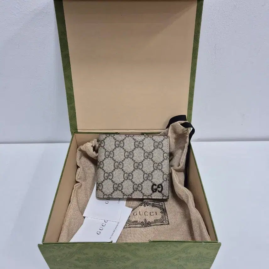 [BUNJANG] Gucci 26SS GG Coin Wallet / 구찌 26SS GG코인 반지갑 768244